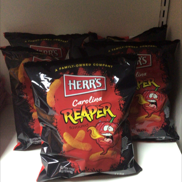 Herr's Carolina Reaper Cheese Curls 113g