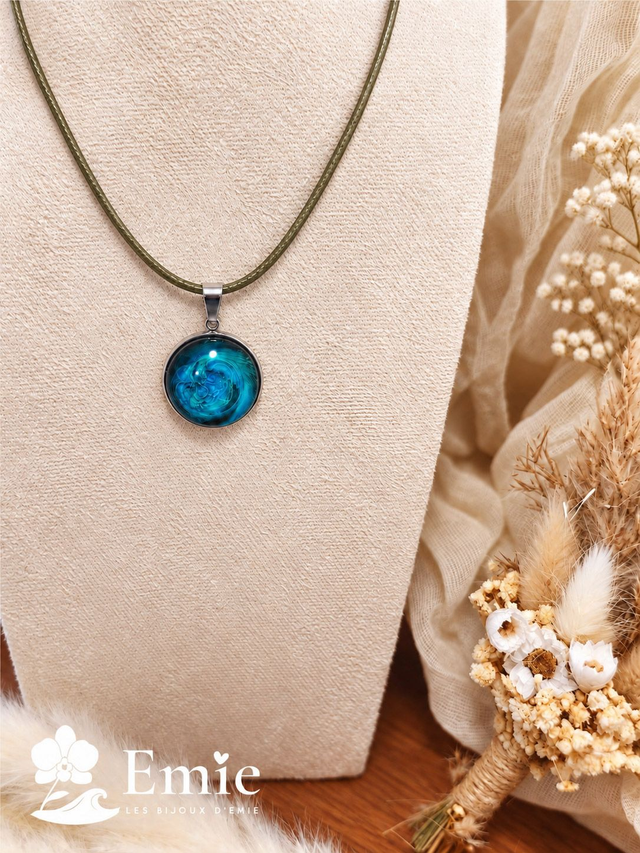 Colliers - Mila ✨ Bleu turquoise et vert - Résine Epoxy