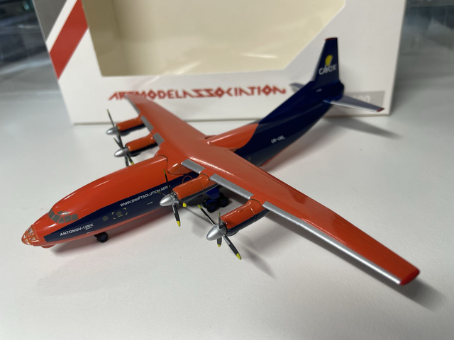 Antonov An-12 Cavok UR-CKL