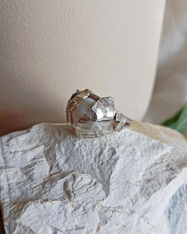 Anello Gingko e Perla