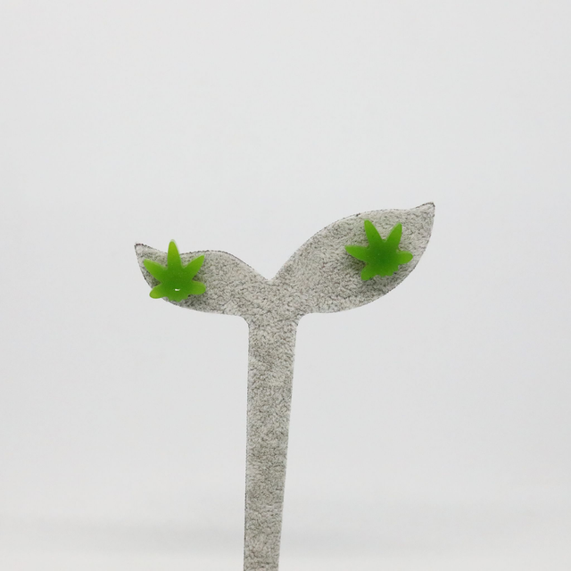 Puces d&#039;oreilles Maryjane