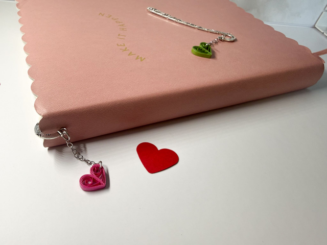 Petit marque-pages en Coeur