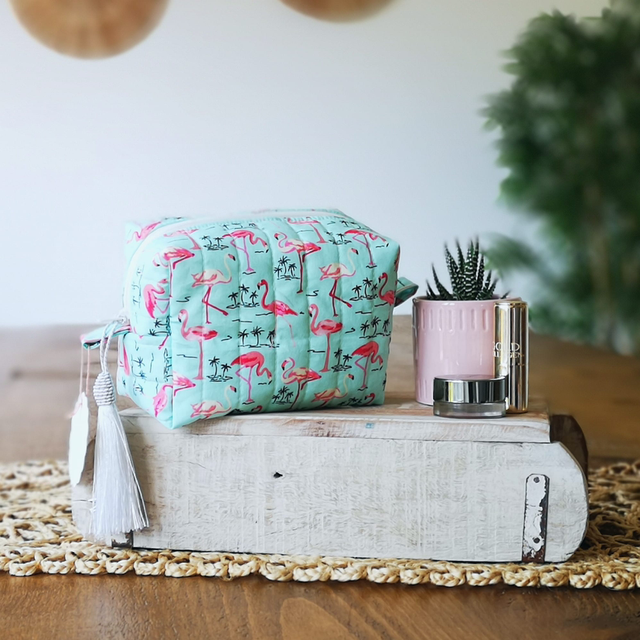 Cosmetic Bag Quilted - Pink Flamingoes