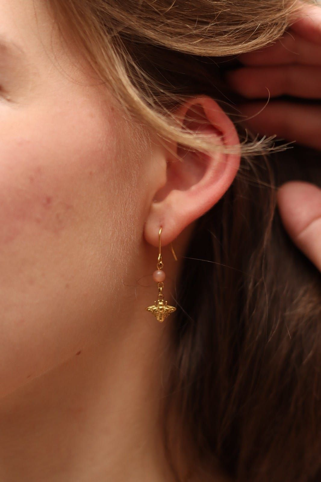 Boucles d&#039;oreilles asymétriques Aristée - Pierre de lune