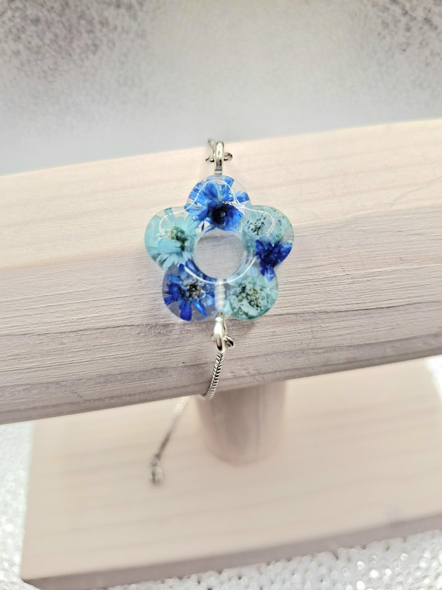 Blue preserved flower bracelet
