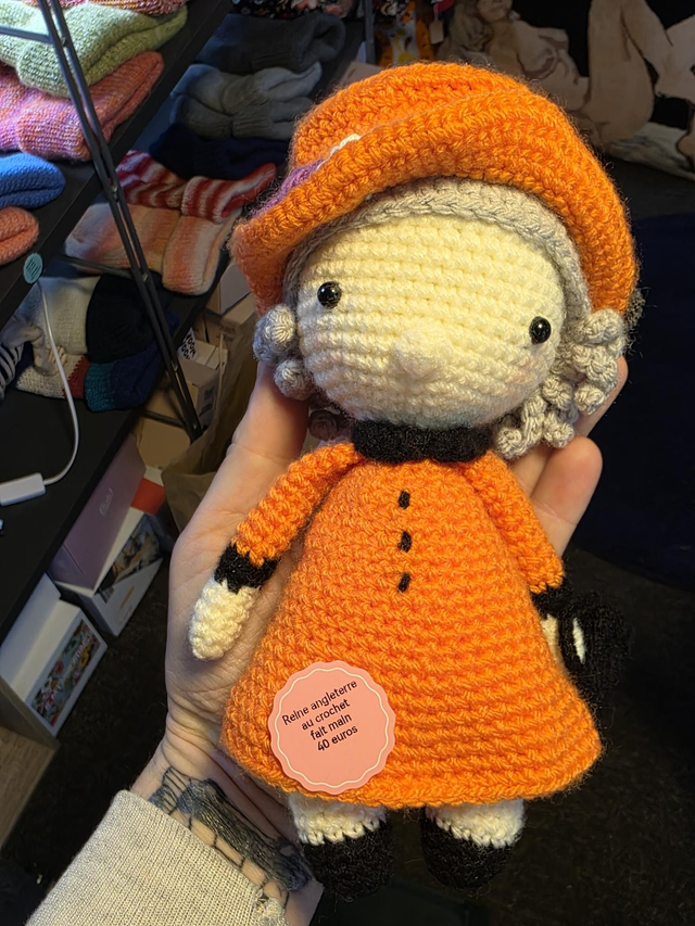 Reine d'Angleterre au crochet 