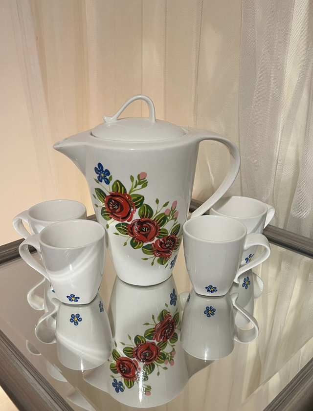 Coffee Set with 6 Cups 