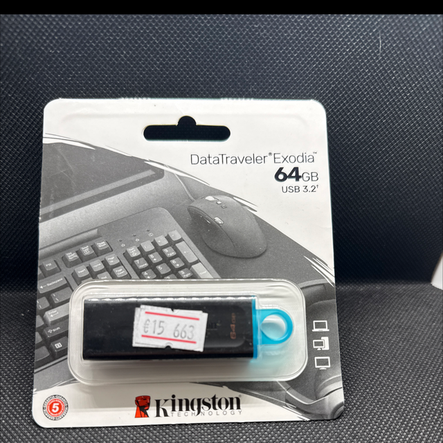 *018- DataTraveler®Exodia" 64GB USB 3.2*