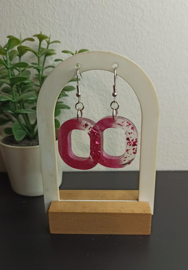 Boucle d&#039;oreille M (R03)