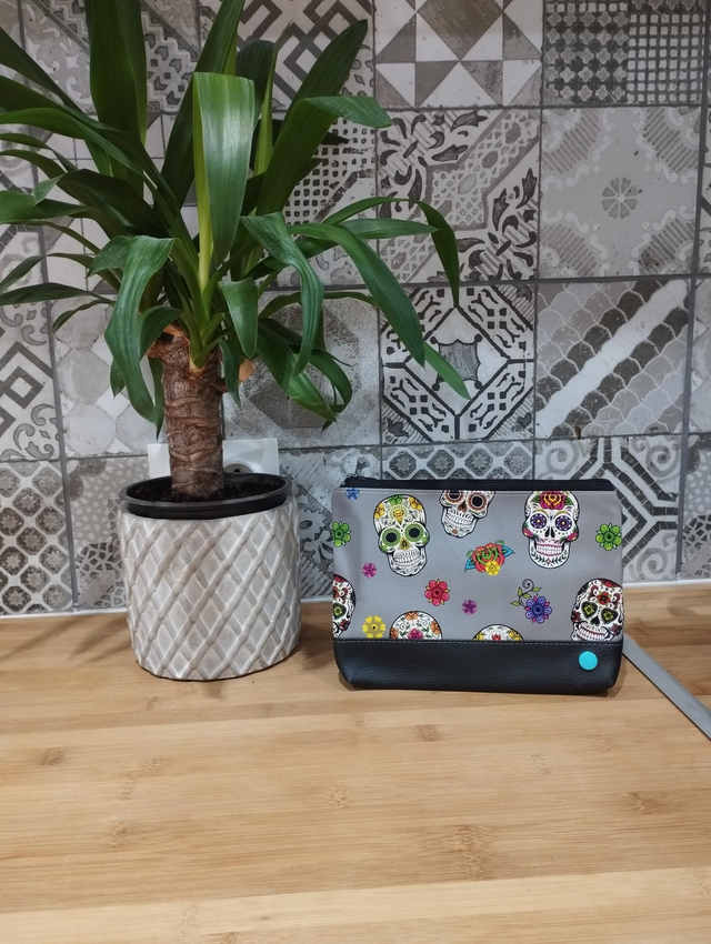 Trousse / pochette à zip bicolore fait-main 