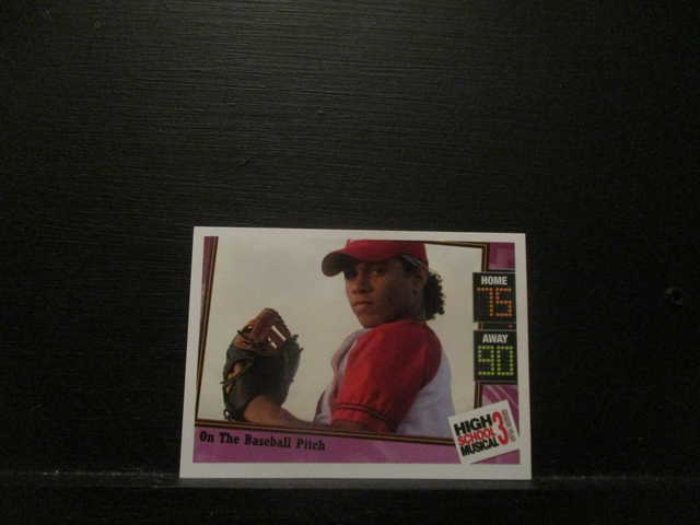 On The Baseball Pitch - Location Card High School Musical 3 Senior Year Original Trading Card