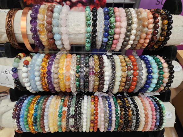 Bracelets au choix (pierres 8mm)
