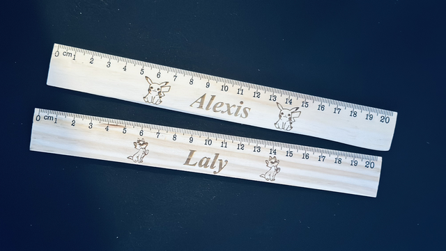 Règle 20 cm en bois 