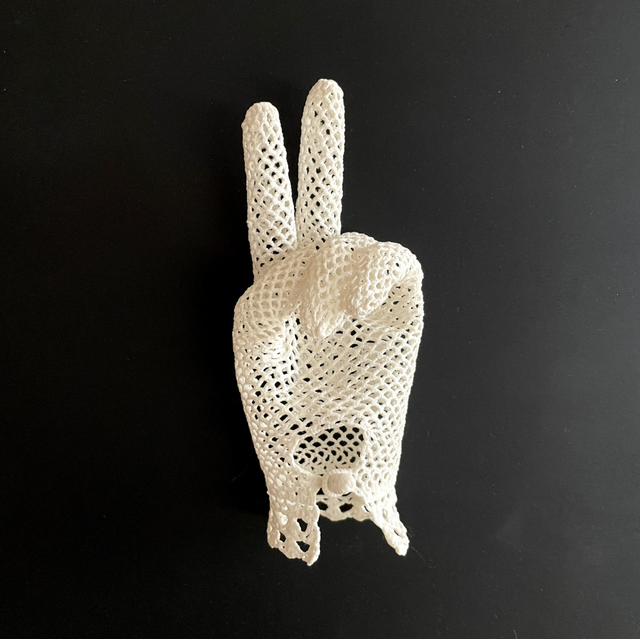 Emoticon Victoire blanc✌️