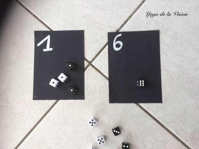 Kit calculs (Soroban Abacus + Dés + Stylo blanc + Post-it noirs)