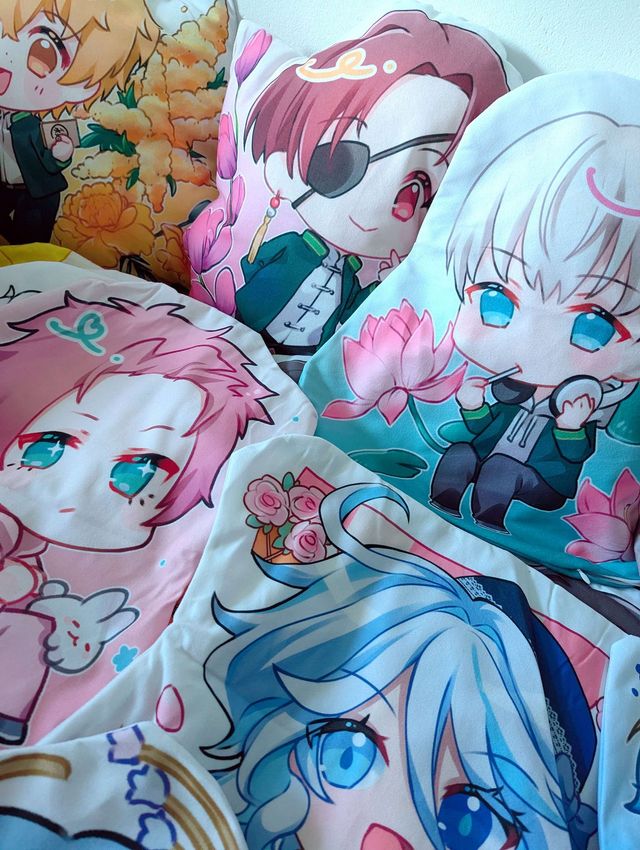 SALE: In Stock Pillows (40cm) without stuffing