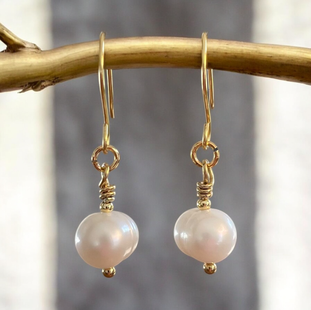 Boucles d’oreilles minimaliste en perle d’Eau Douce