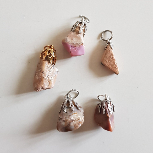 Opaline Rose / pierre semi-précieuse