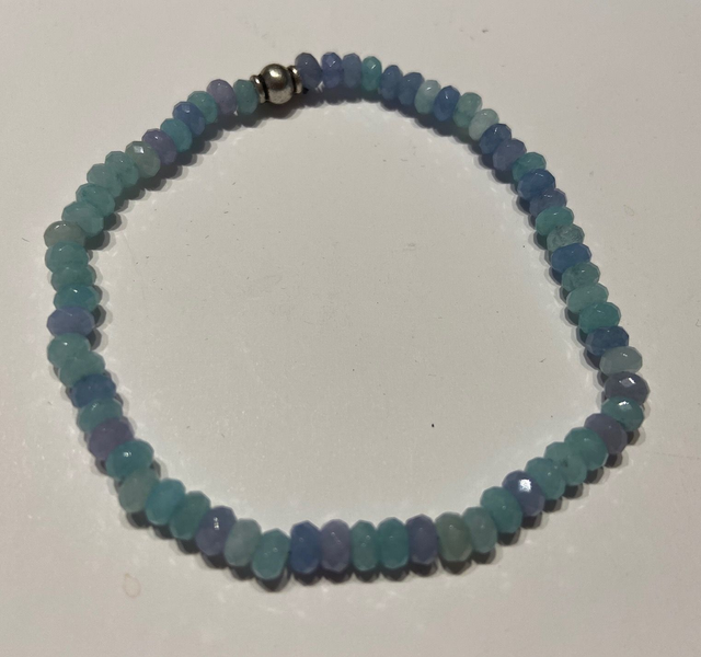 Natural gemstone elasticated bracelet