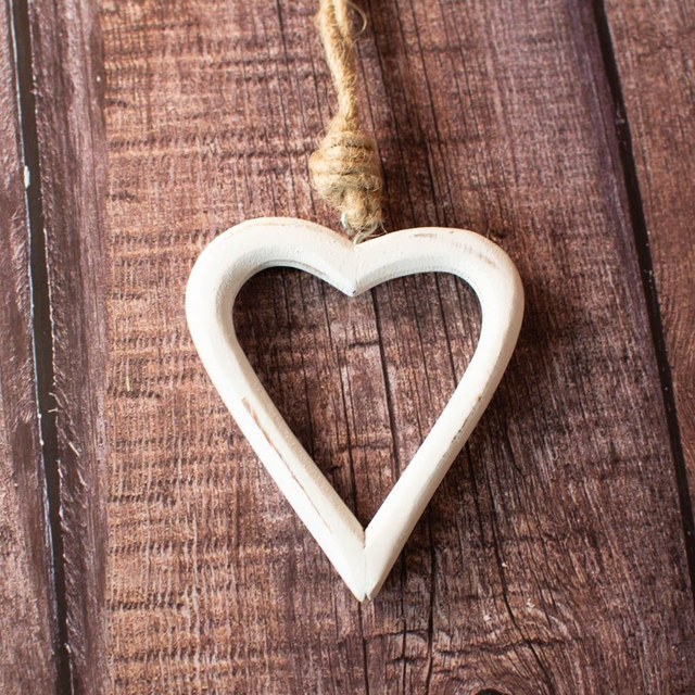 Wooden Heart Outline Hanger
