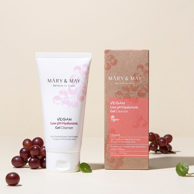 MARY&amp;MAY Vegan Low pH Hyaluronic Gel Cleanser 