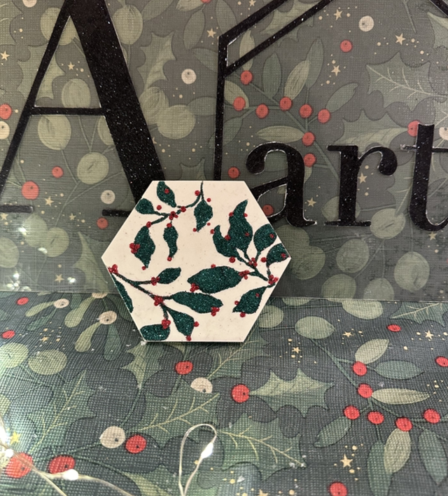 SET OF 2 GLITTER HEXAGONAL COASTERS