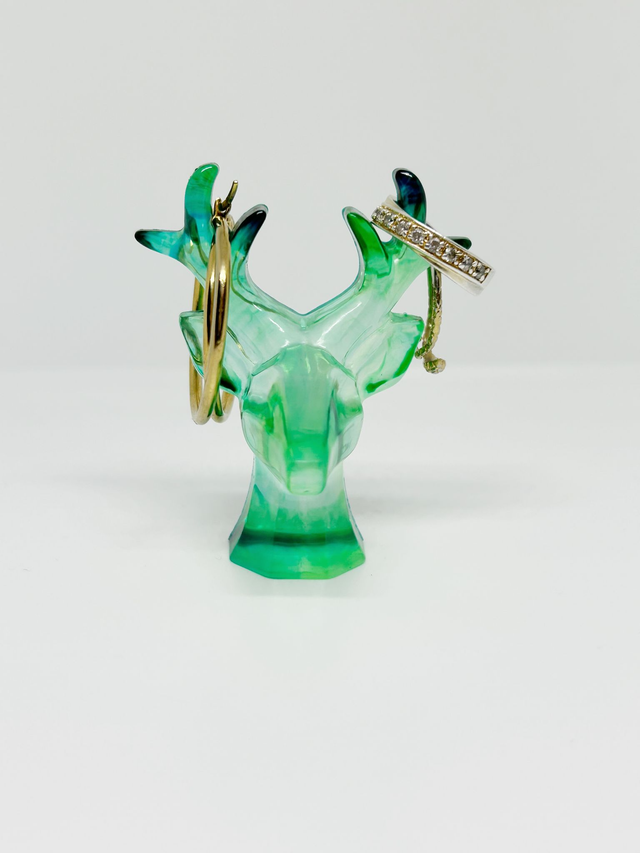 Tête de cerf porte-bijoux