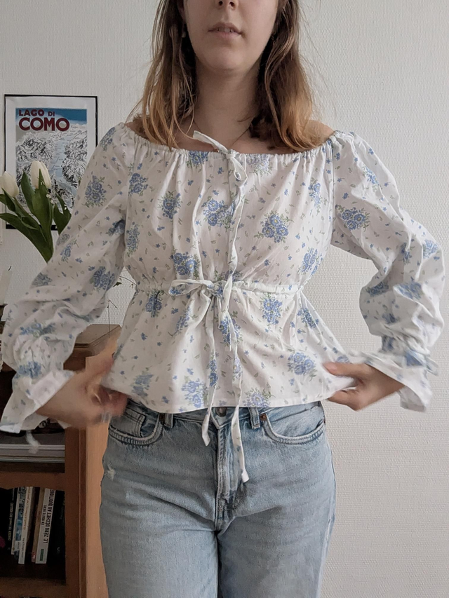 Blouse à liens fleurie - taille XS / S
