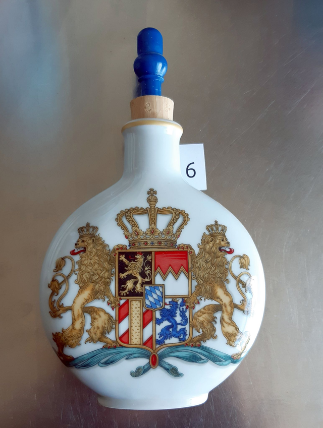 Porzellanflasche für ca. 100 g Tabak