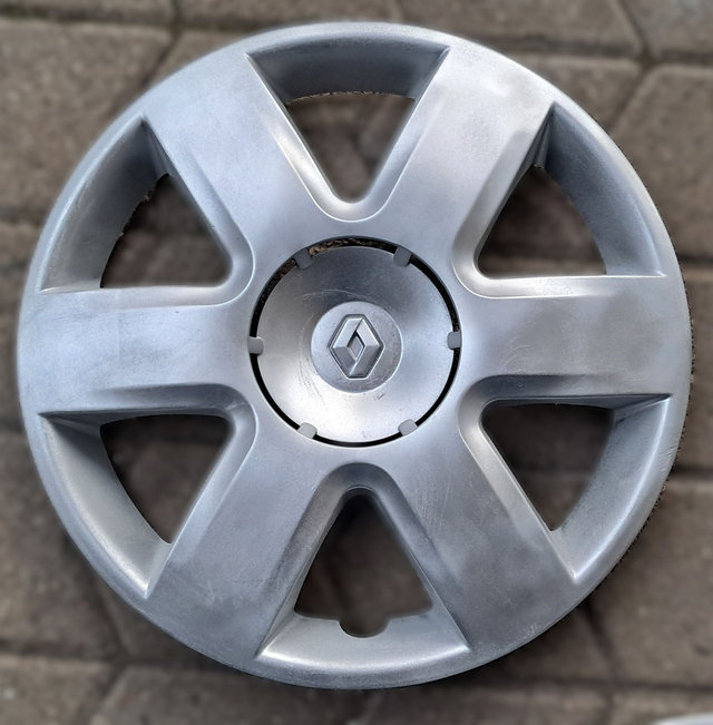 Enjoliveur Renault Kangoo modèle: Brigantin 15p Occasion 