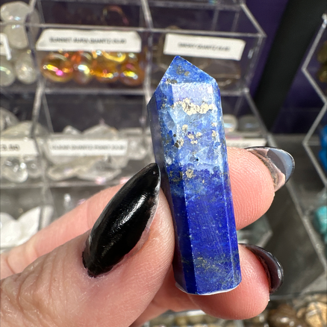 Mini Lapis Lazuli Tower