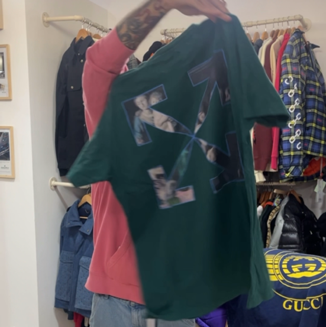 Off White t shirt size XL preowned