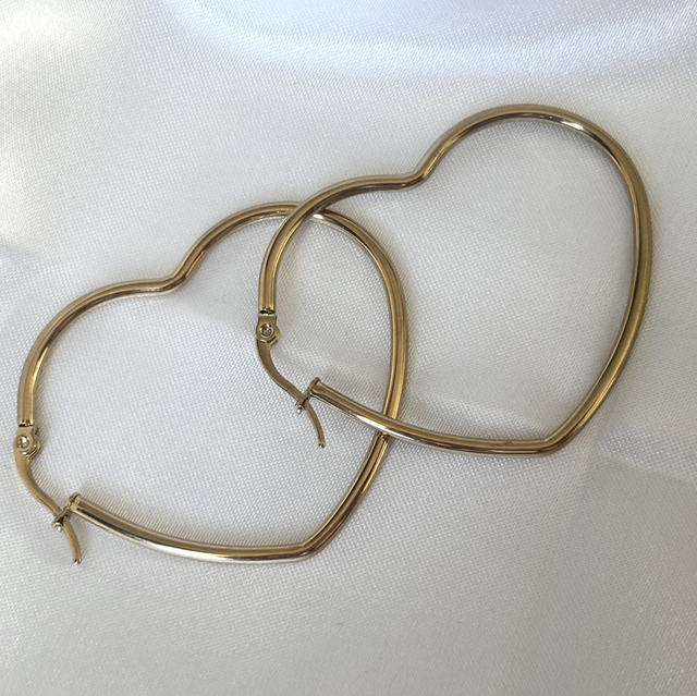 Boucles d’oreilles créole kiss 