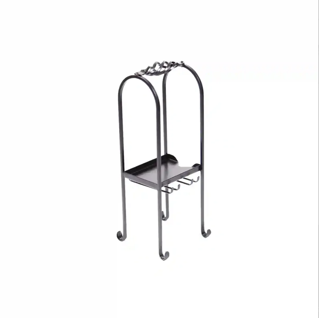 Viinilaatikkoteline, jossa paikka 4-lle viinilasille, 117