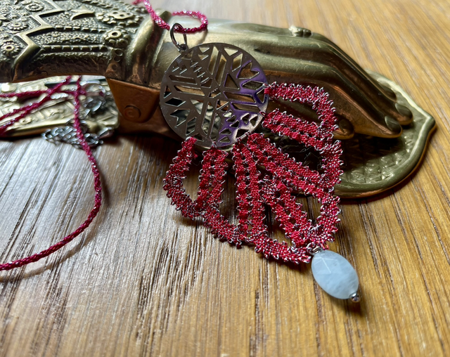 Pendentif Coquille - rouge carmin