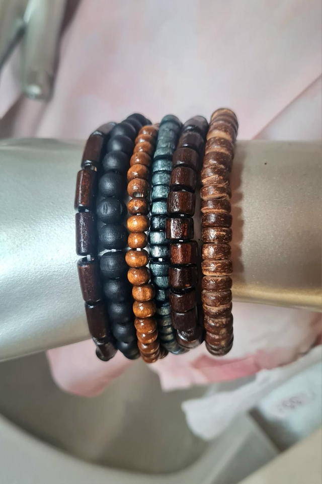 Lot de 6 bracelets élastiques unisexe en perles de bois divers