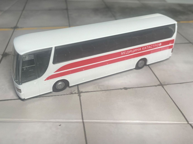 Setra Kässbohrer "Medizinia Katastrof" Ukraine 1/87