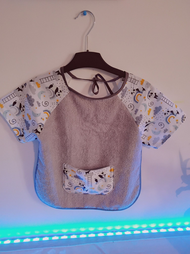 Bavoir manche non personnalisé