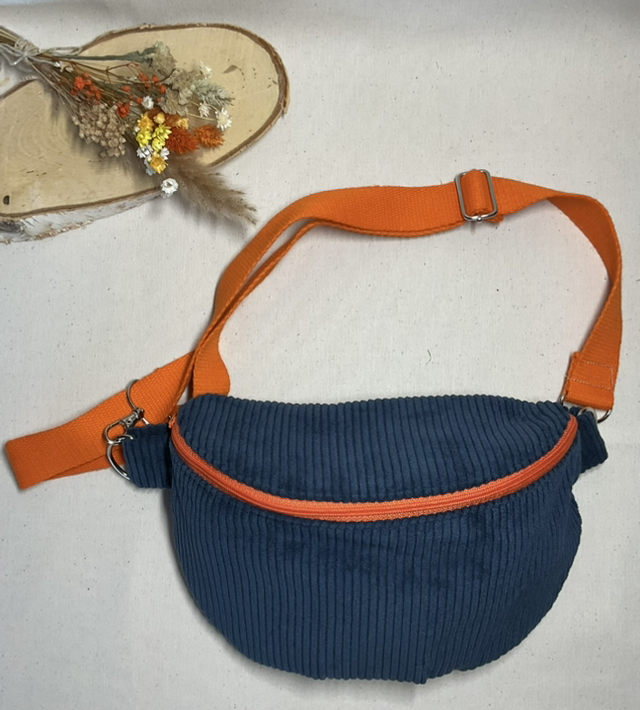 Banane en velours côtelé bleu marine 