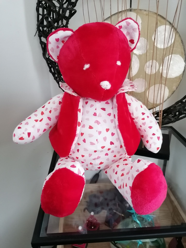 Ours tout doux cœur rose