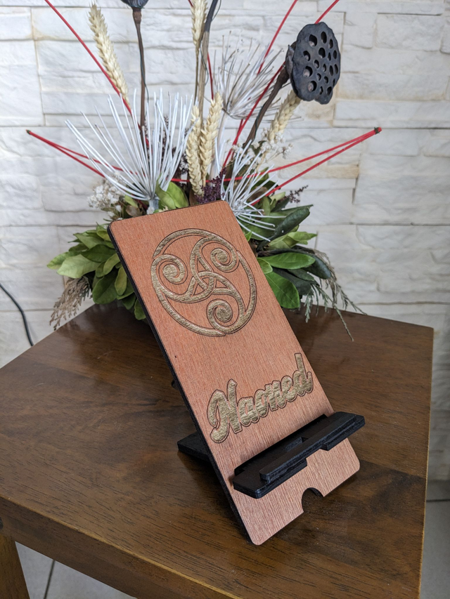 Chevalet de téléphone Triskell Naoned