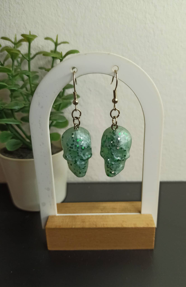 Boucle d&#039;oreille tête de mort (425)