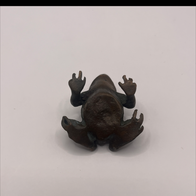 Bronze Frog Figurine – Miniature Animal Sculpture – Approx. 4cm