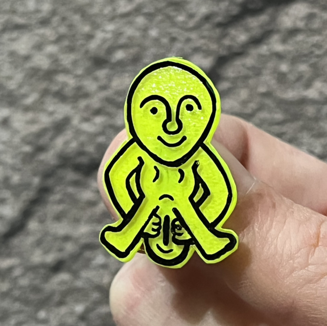 Sheela na Gig Pin Badge - Yellow