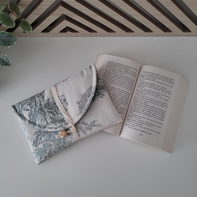 Pochette à livre Zoé Toile de Jouy verte