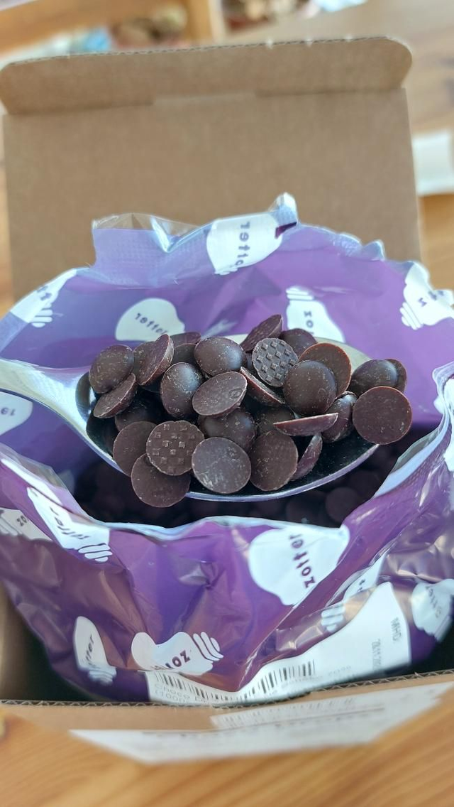 Zotter 70% chocolate drops (150g)