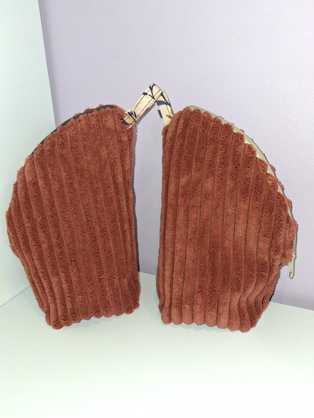 Trousse " debout" - 162025