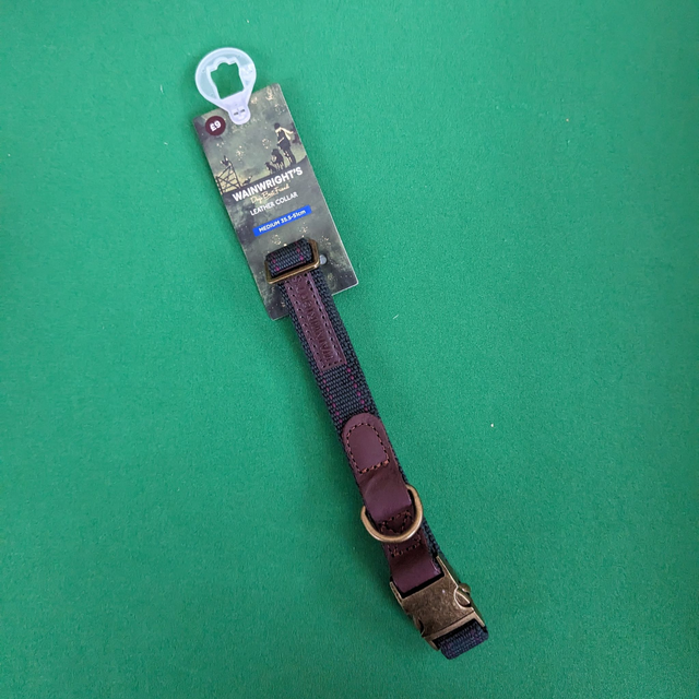 Wainwright's Leather And Fabric Dog Collar - Medium 35.5 - 51cm