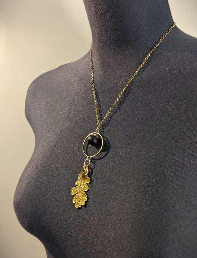 Garrus - Collier Chêne Or 24k, Glands