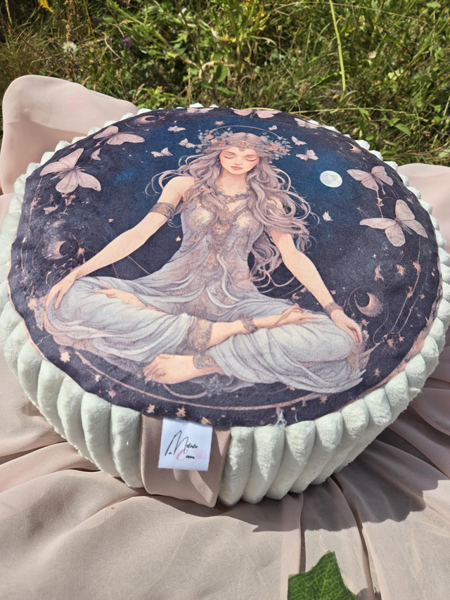 Zafu Fée,  coussin de méditation en épeautre 